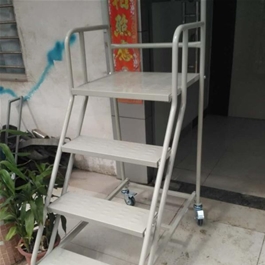 登高車/登高梯